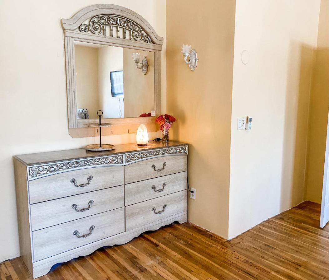 Island Girl Spa + Bed And Breakfast Los Angeles Buitenkant foto