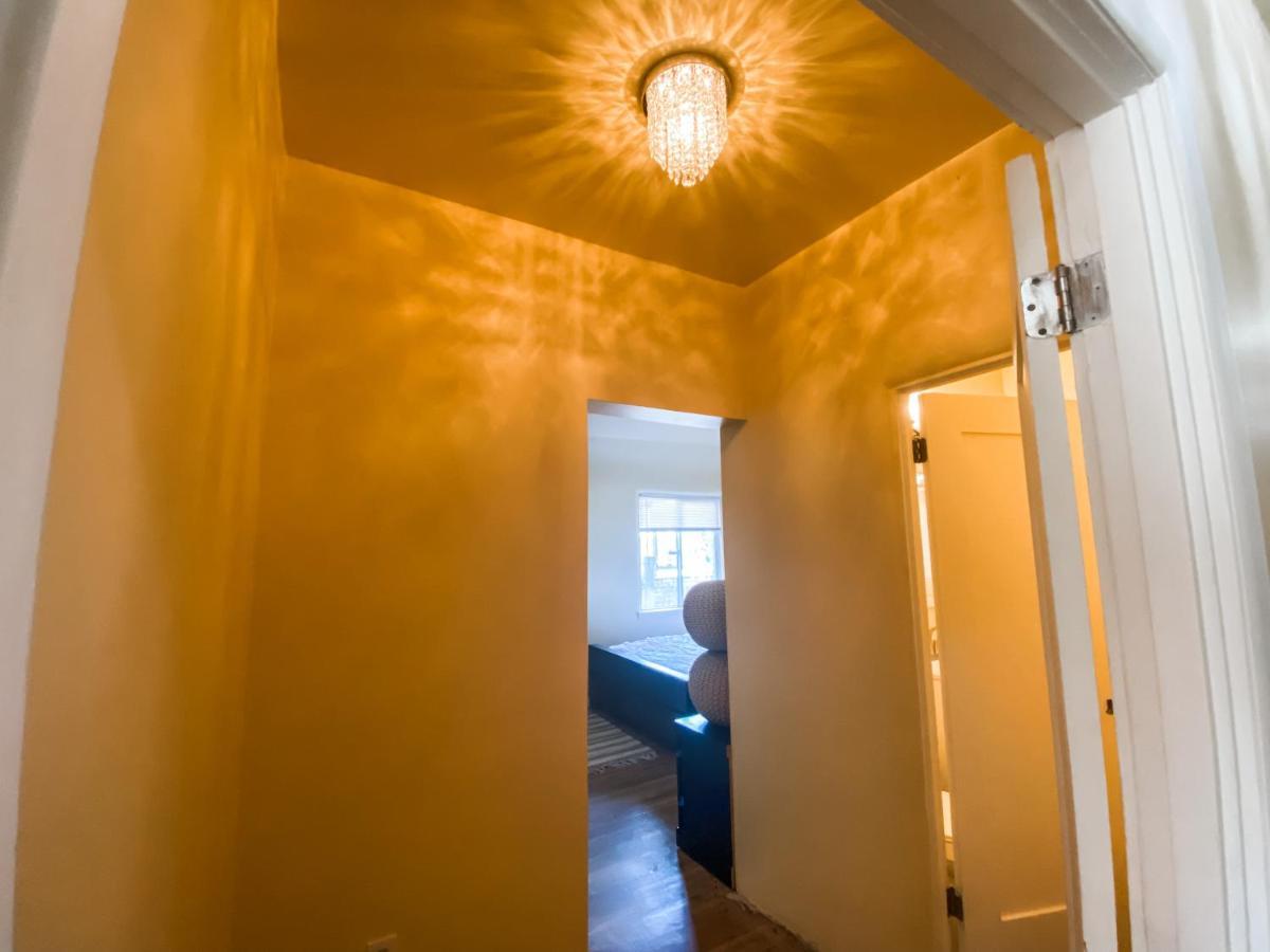 Island Girl Spa + Bed And Breakfast Los Angeles Buitenkant foto