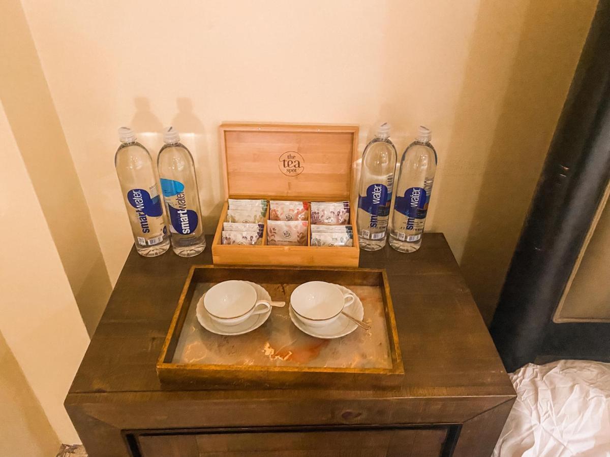 Island Girl Spa + Bed And Breakfast Los Angeles Buitenkant foto